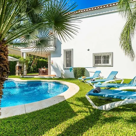 Villa Moongate *